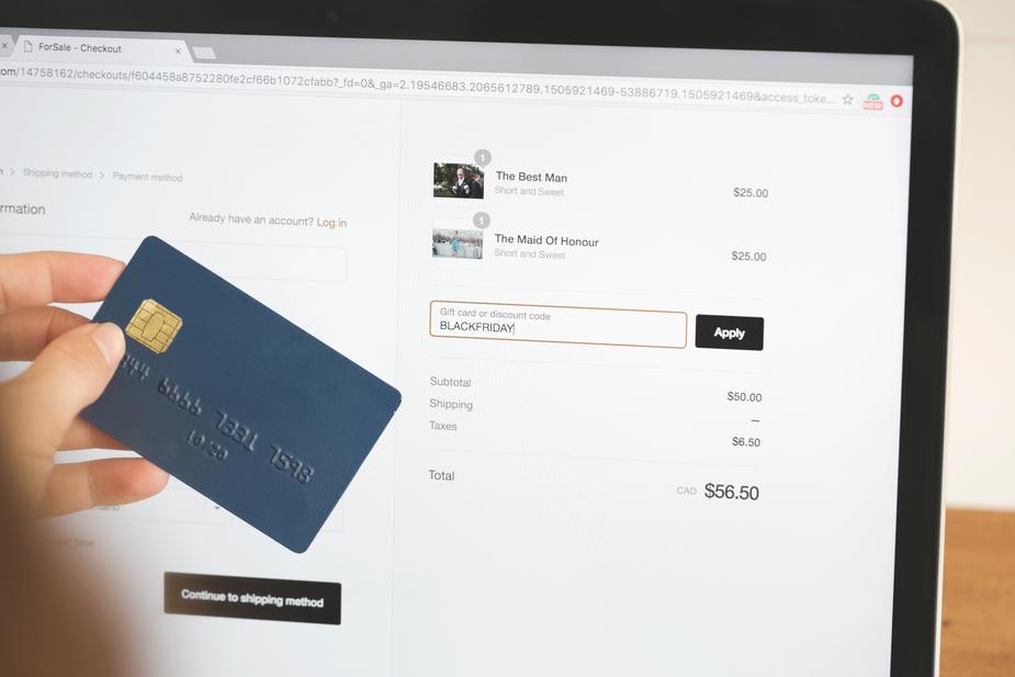 Shopify Payments vs. Paypal – Which one should you use?
